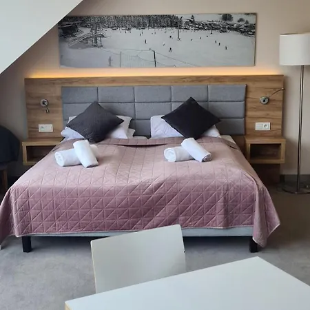 Czarna Gora 403 Apartment 3*
